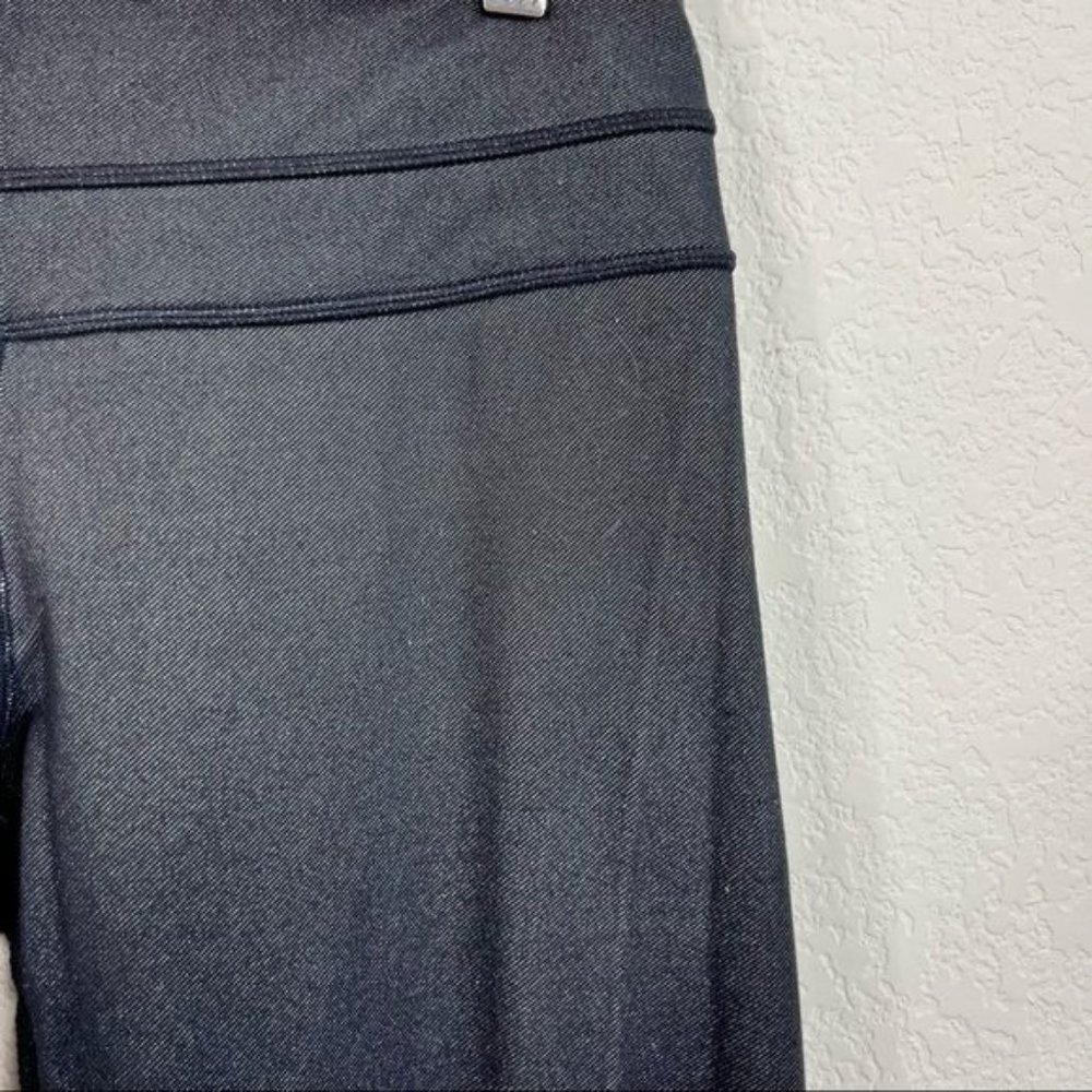 Lululemon Flare Textured Gray Yago Athleisure Pants - Picture 2 of 7